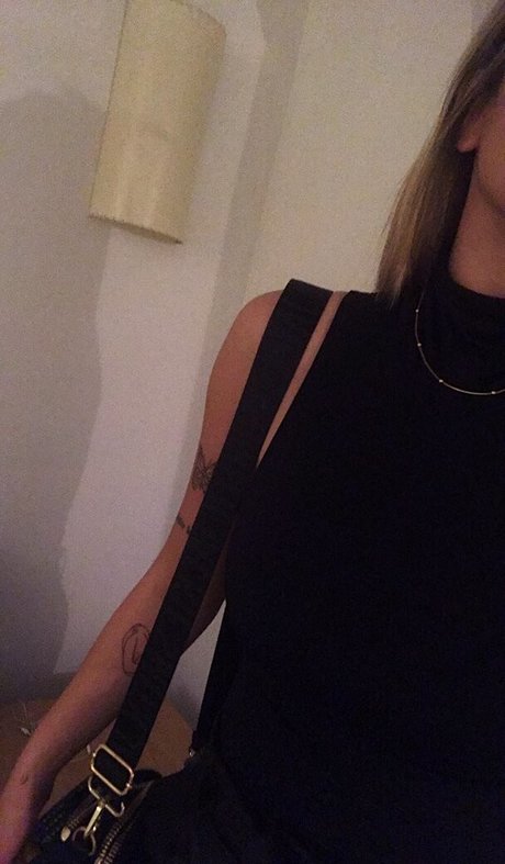 belonly pornstar xxx photos