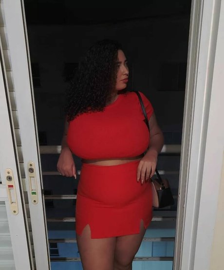 Maria T star pretty pictures