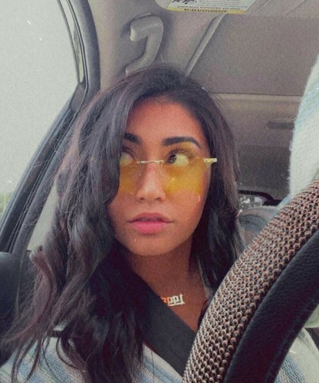 justlovely pornstar high quality images