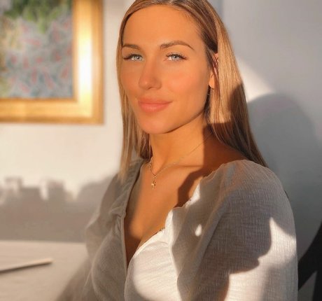 Dezmin Schubel adult star image