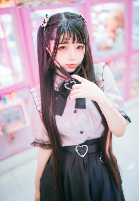 Raku 66 beautiful actress image