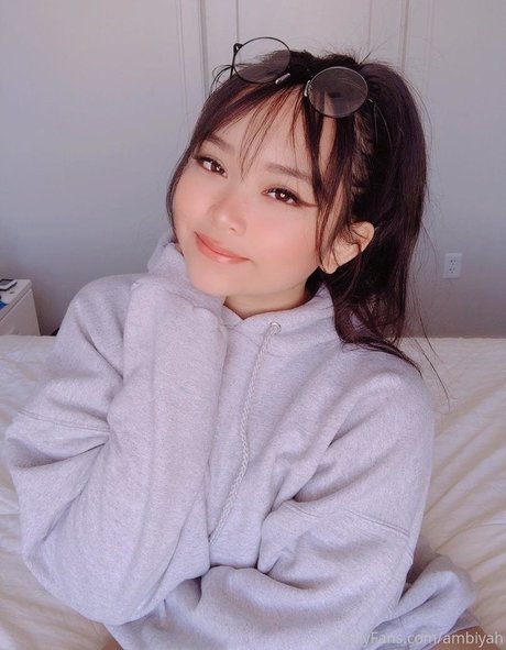 ambiyah art actress pictures