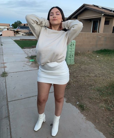 Wendy Chavez perfect star photo