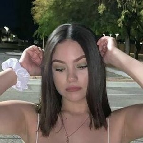 Wendy Chavez free model gallery