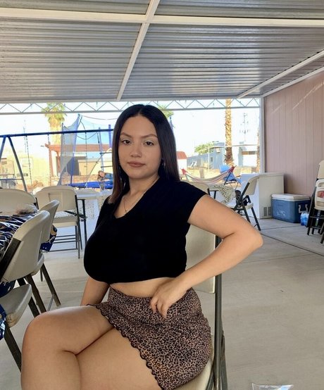 Wendy Chavez perfect model image