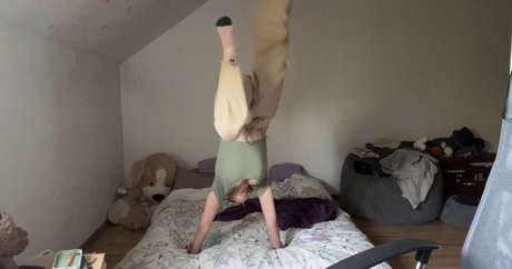 Sidneuke top model images