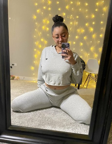 delilahmoonxtra sex actress img