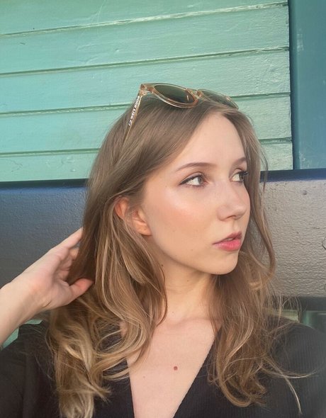 Apollolol hot pornstar archive