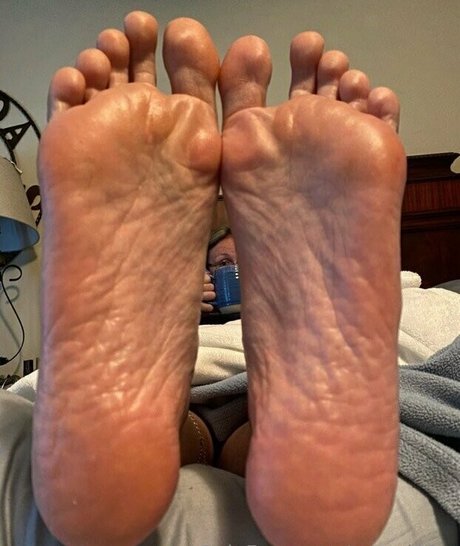 tatted12s nude star image