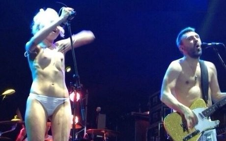 Alica Vox model adult pictures