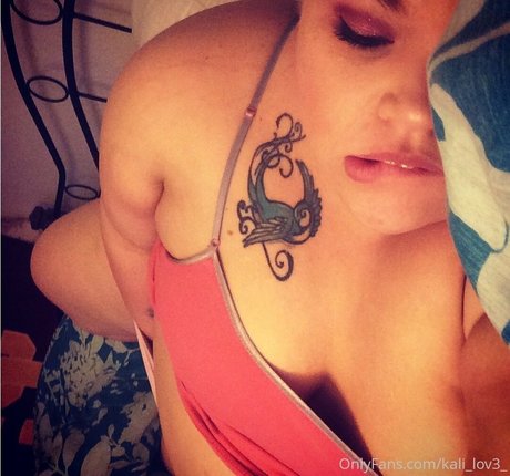 kali lov3_ erotic star photo