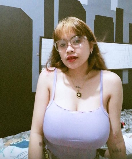 Joycen Artus star sexy gallery