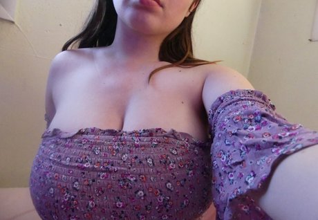 Nurse Eve pornstar hot picture