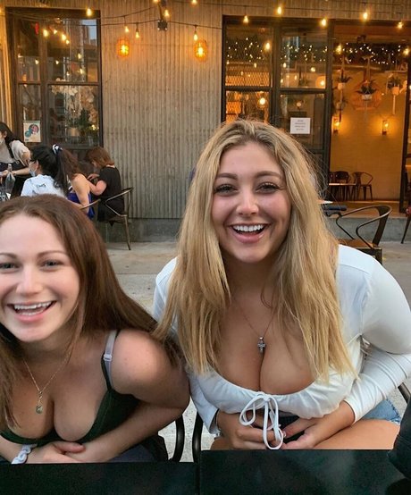 meakelena top pornstar picture