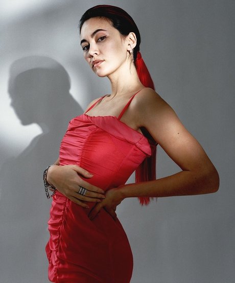 Jessica Yu Li Henwick sexy pornstar picture