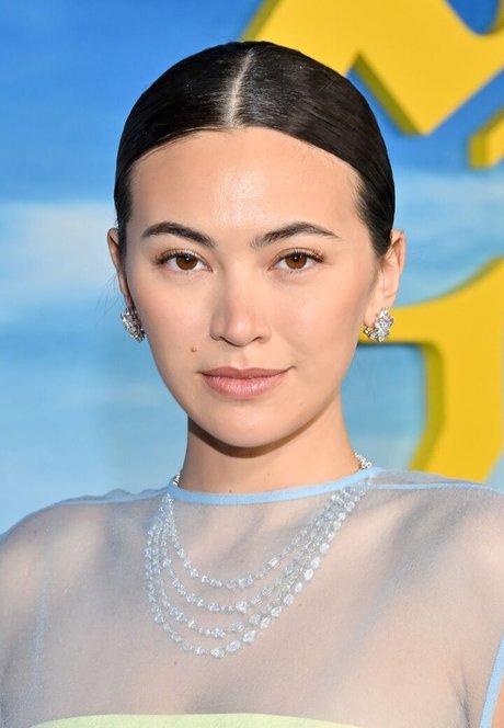 Jessica Yu Li Henwick star sexy pic