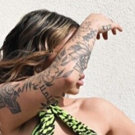 Ashley Bernier star naked galleries