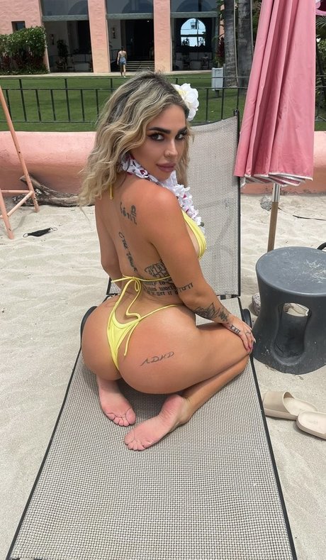 Ashley Bernier model naked pics