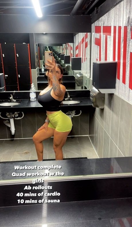 Ashley Bernier perfect actress photos