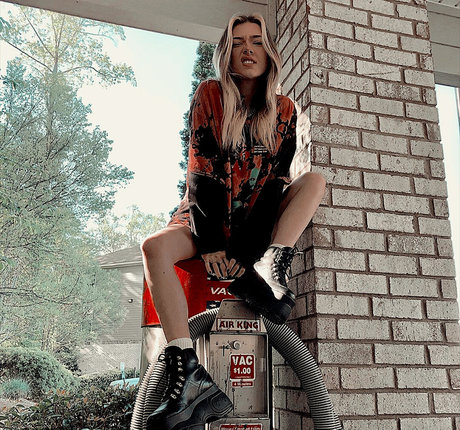 Ohkailno porn star img