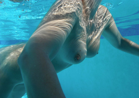 wet naughty kitty model xxx images