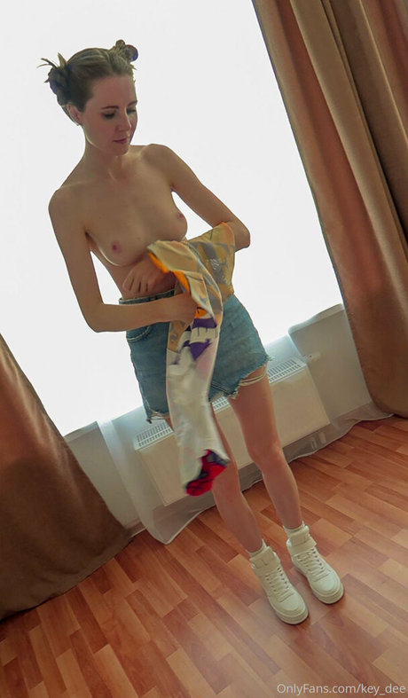 elenaross nice model image