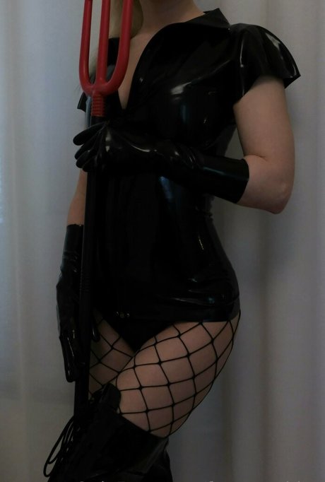 faeseraphine pornographic star pics