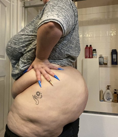 fatbae naked model archive