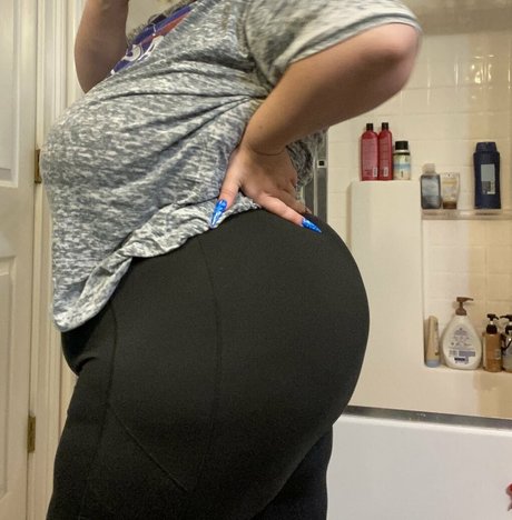 fatbae star naked pics