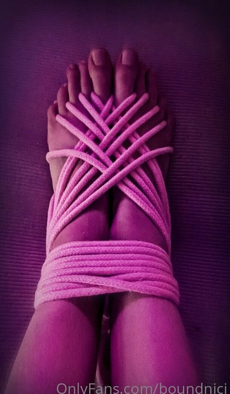 boundnici exclusive star pics