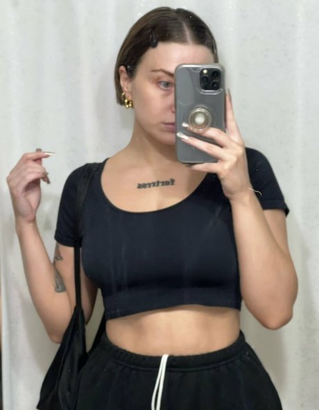 yyentaa pornstar high quality pic