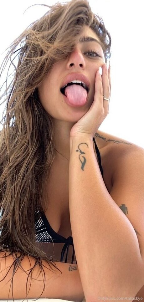 skyelia pornstar photos