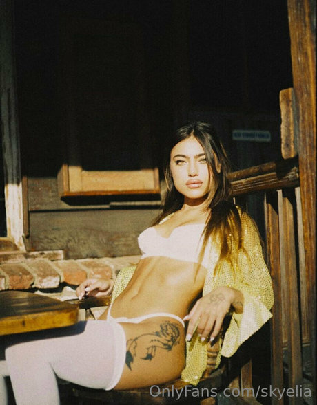 skyelia model exclusive galleries