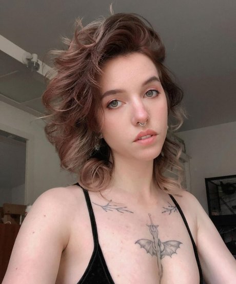 Xailurus nudes star pic