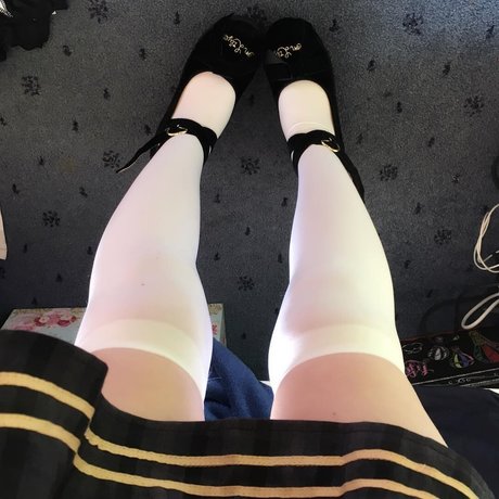 Tsuruko The Alien nudes pornstar picture