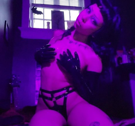 teen shemale onlyfans nudes img