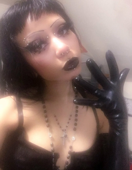 faeriesfilth model nude img