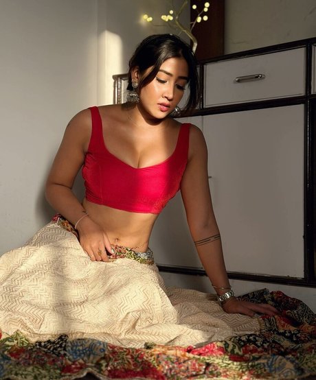 Sofia Ansari hd model photo