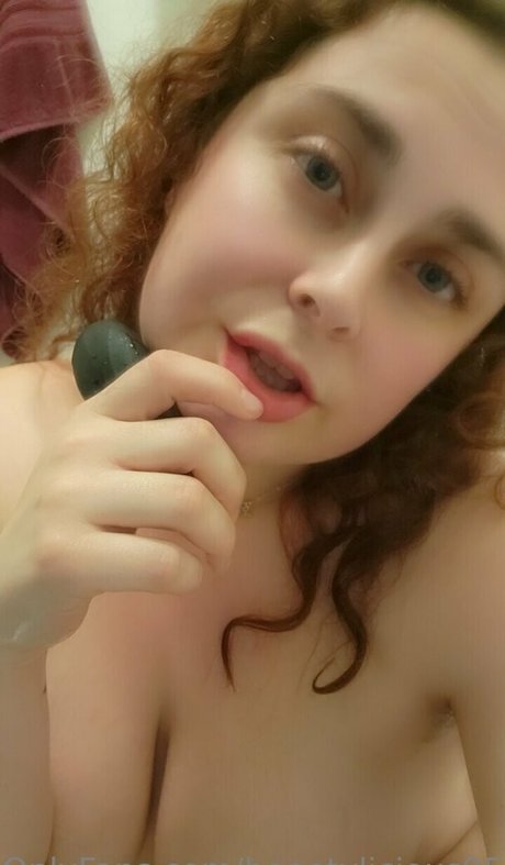 boootylicious95 nudes model image