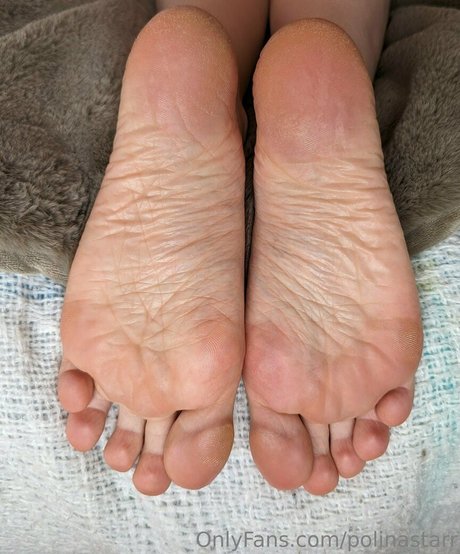 polinastarr erotic model photos