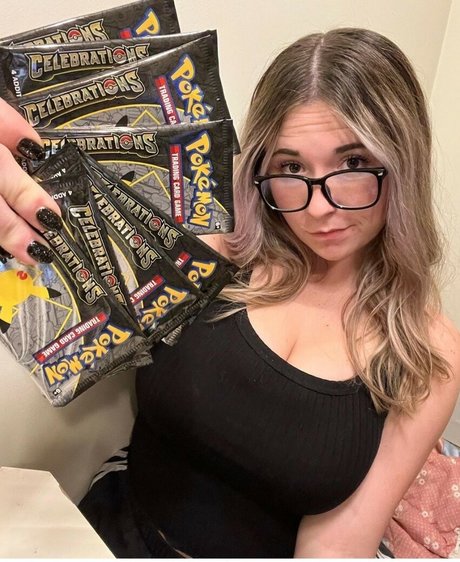 Cherrycgames exclusive pornstar pics