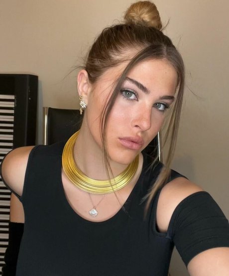 Chiara Gariboldi perfect pornstar pictures