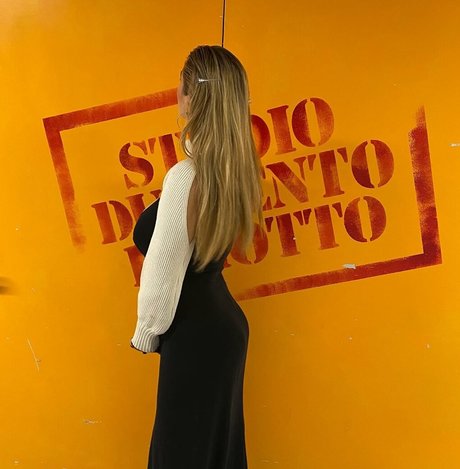 Chiara Gariboldi free pornstar pic