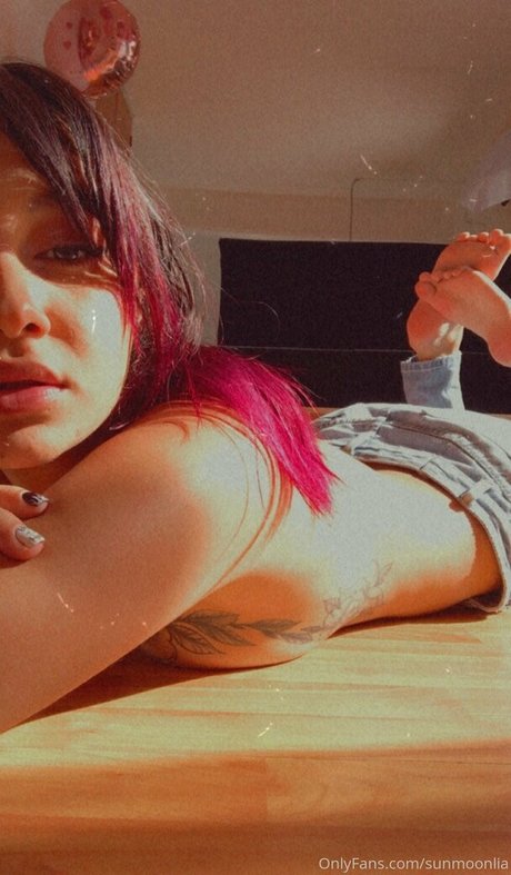 sunmoonlia xxx model archive