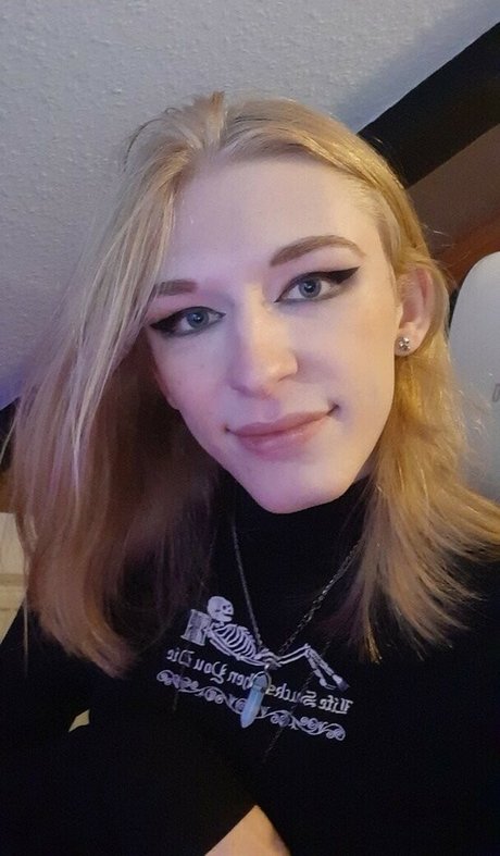 Lenathelicious sexy star photos