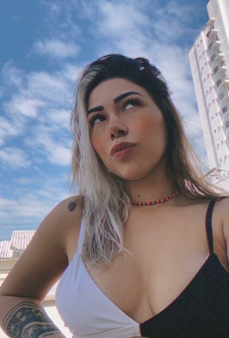 Firetaleee nudes actress photos