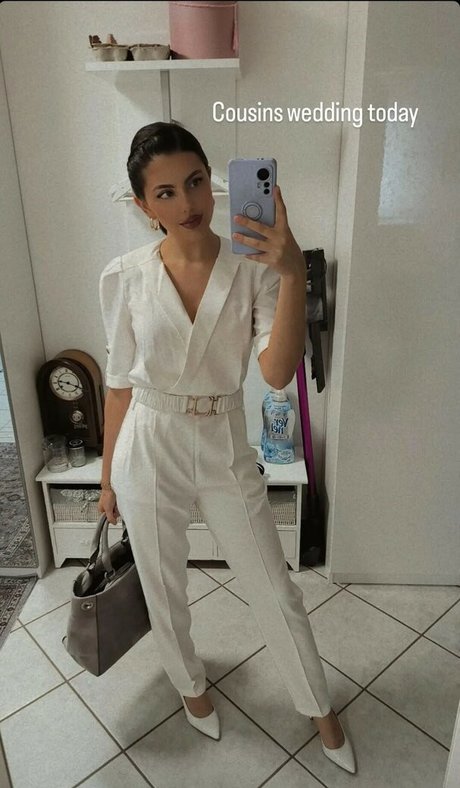 Snippycosplay model free photos