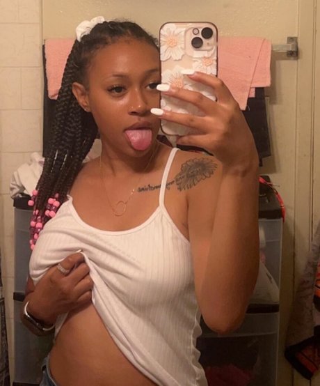 CallmeCoconasty xxx star gallery