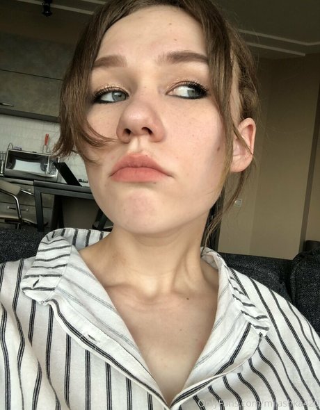 milashka420 art star img