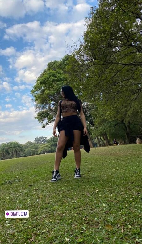 Sofia Santtos model naked picture